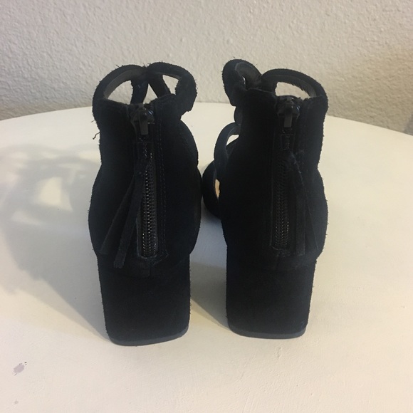 Sole Society Suede Sandals - Picture 5 of 6